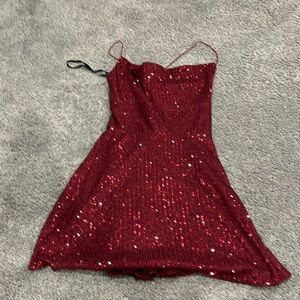 maroon red sparkly homecoming dress size M